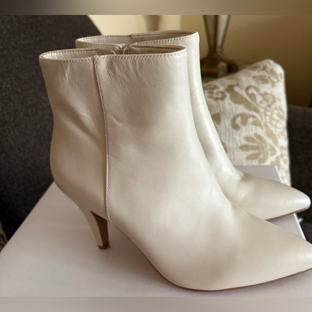 Vince Camuto Cream Leather Ankle Boots